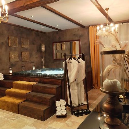 Les Terres D'Aramis: Maison D'Hotes A アラミ エクステリア 写真