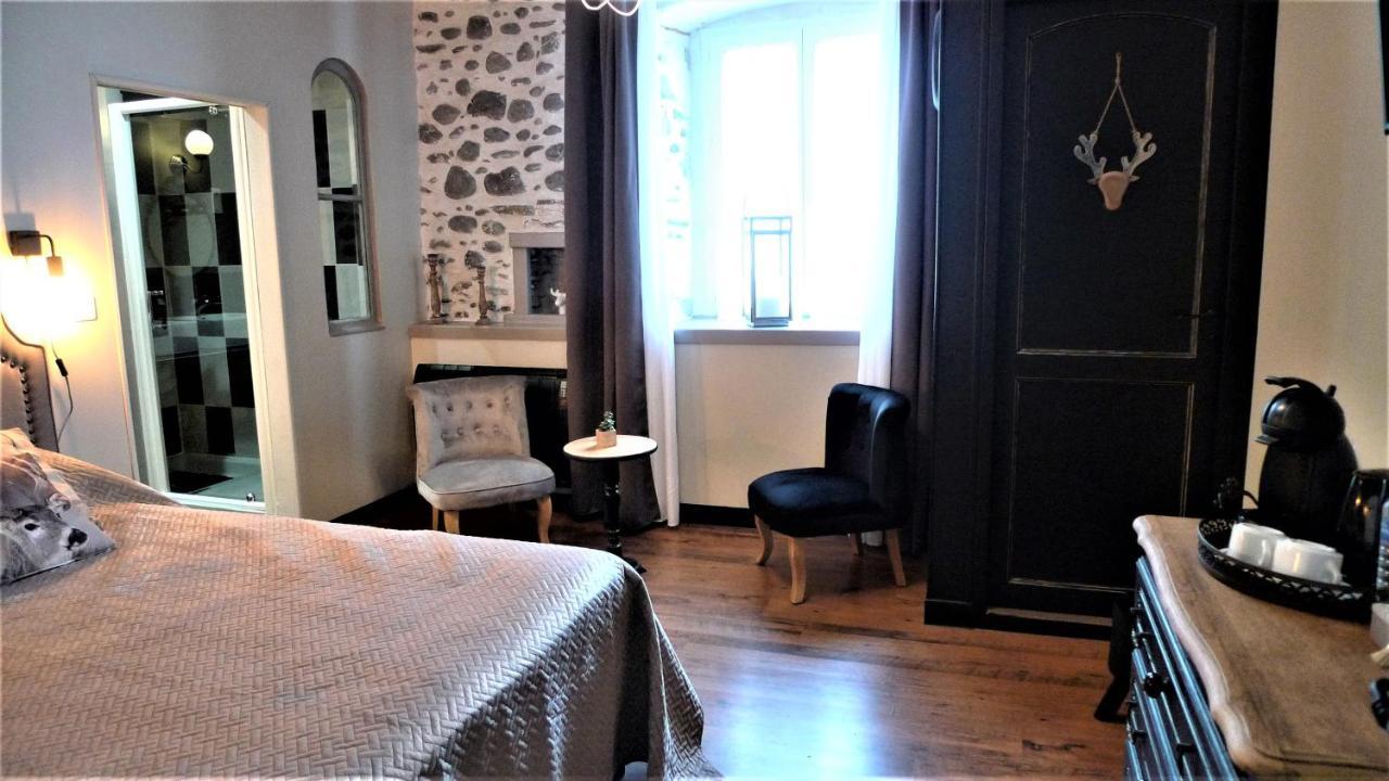 Les Terres D'Aramis: Maison D'Hotes A アラミ エクステリア 写真