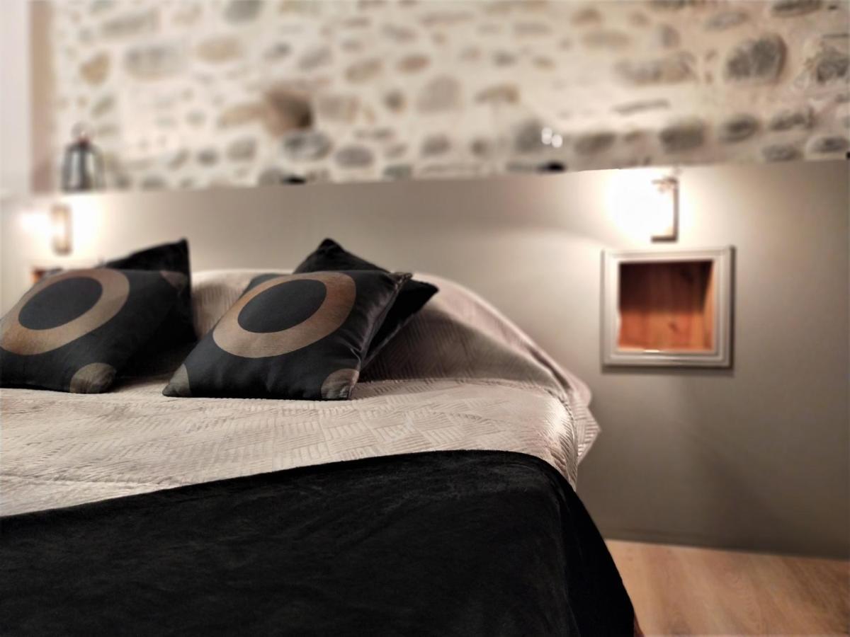 Les Terres D'Aramis: Maison D'Hotes A アラミ エクステリア 写真